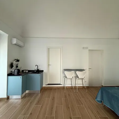 Umbrella House דירה *